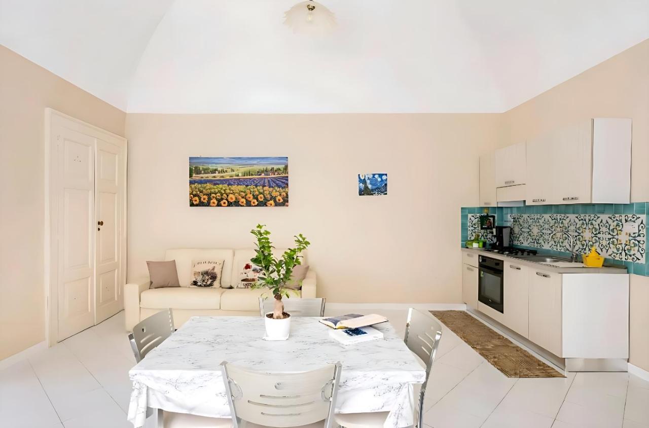 Casa Vacanza "Nonna Matilde" A Meta Di Sorrento, 600Mt Dal Mare, Casa Per 4 외부 사진